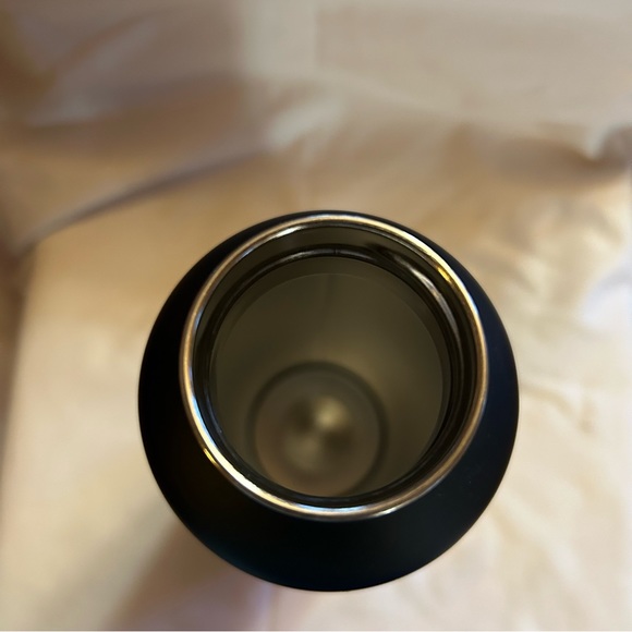 OMORC Large Bottle with Handle - Picture 7 of 12